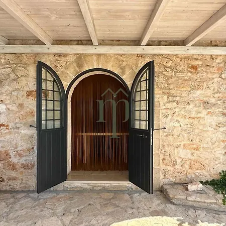 Trullo Pergolo By Meravigliosa Puglia Real Estate * Ostuni